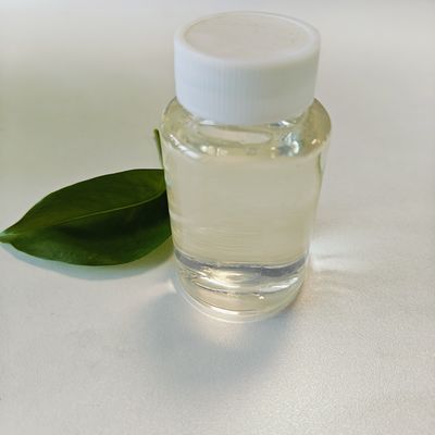 Agente di grasso da giallo chiaro a bianco PEG-7 Glicerolo Cocoate Emolliente idrosolubile per tonico e lozione da barba