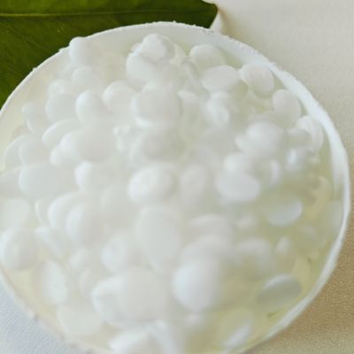 Cetearyl Alcol Cetearyl Glucoside Emulsionanti naturali Bianco / giallastro Eccellente compatibilità per formulazione cosmetica