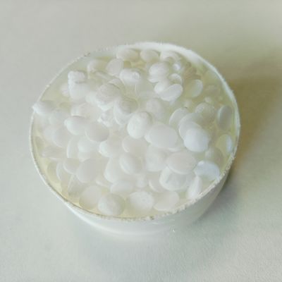 PEG-100 stearato e glicerilstearato CAS 9004-99-3&amp;123-94-4 Emulsionanti tradizionali per prodotti cosmetici e per capelli