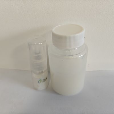 Poliquaternio-37 e olio minerale e C11-15 Pareth-7 emulsionanti a freddo ad alte prestazioni