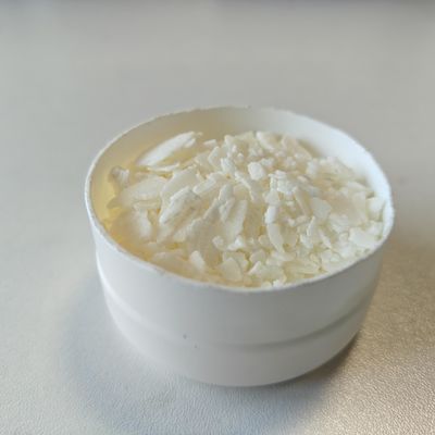 PEG-20 Sesquistearato di metil glucosio Cas 72175-39-4 Produttori di materie prime per la cura della pelle