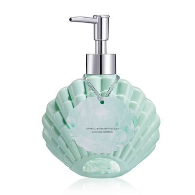 PVP CAS 9003-39-8 Formatore di pellicole cosmetiche con elevata capacità di assorbimento dell'acqua per prodotti per la cura dei capelli
